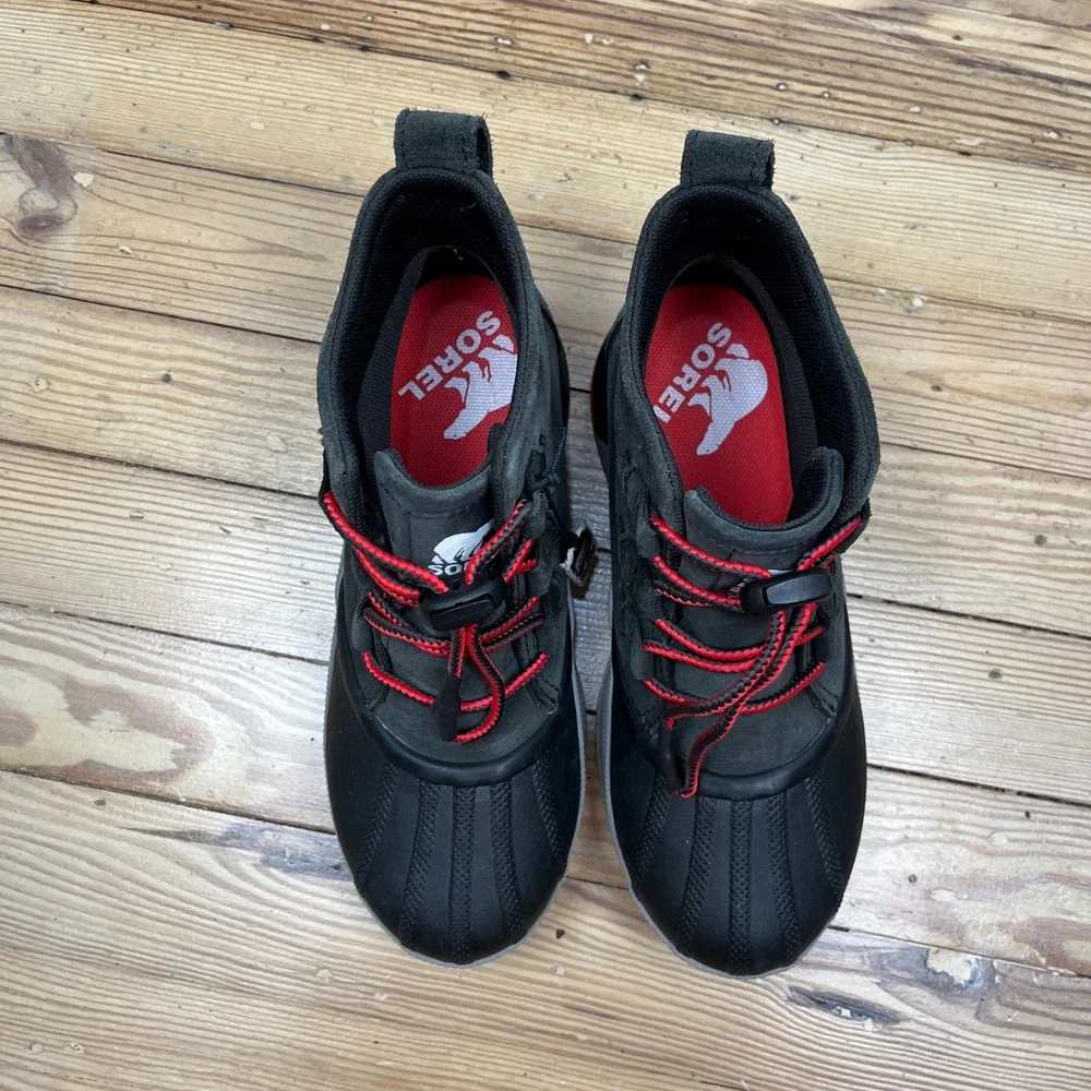 Sorel Out N About III Classic Waterproof Duck Boots Quarry Black Red NY4564-091